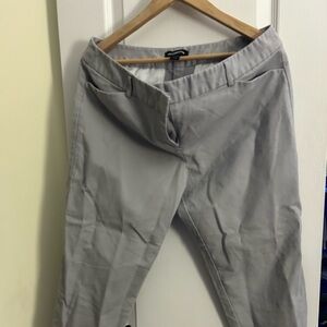 Women’s pants stretchy